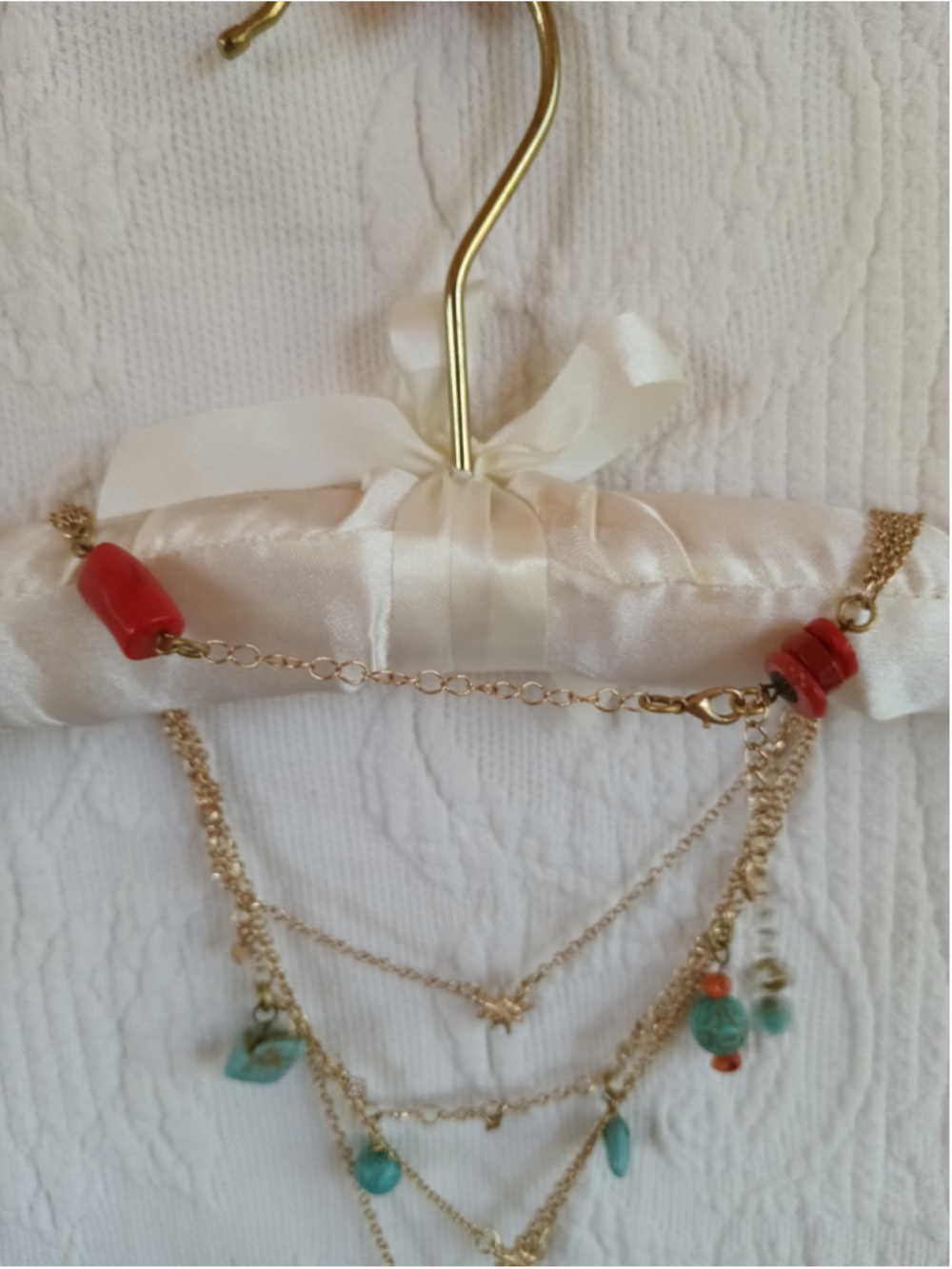 Inlaid Yak Bone Pendant on Layered Gold Plated chain Turquoise howlite red coral - Picture 7 of 11